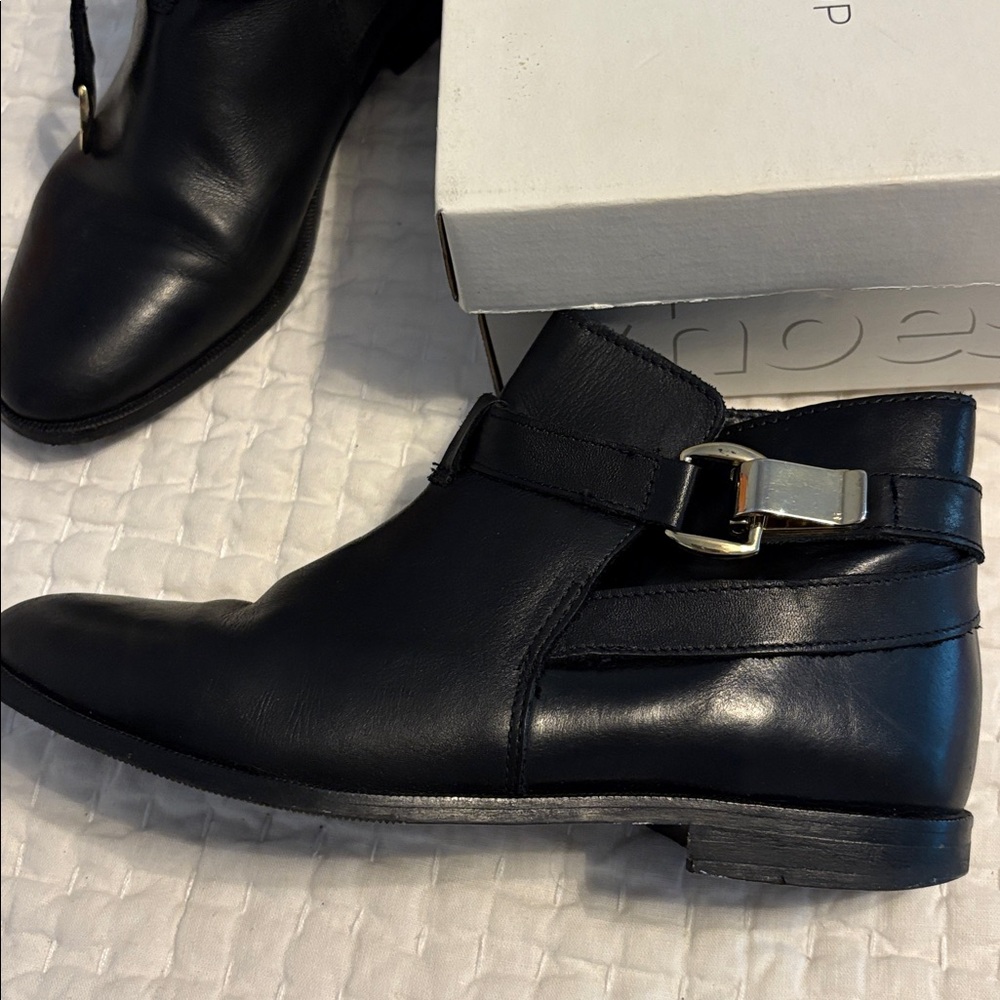 Topshop Black Leather women’s ankle boots - Picture 9 of 9